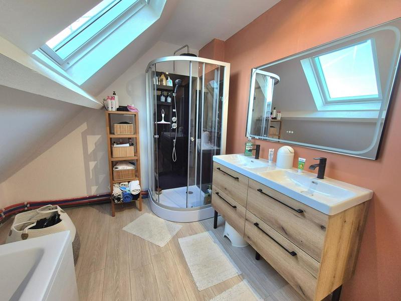 Maison - 126 m² - 7 pièces