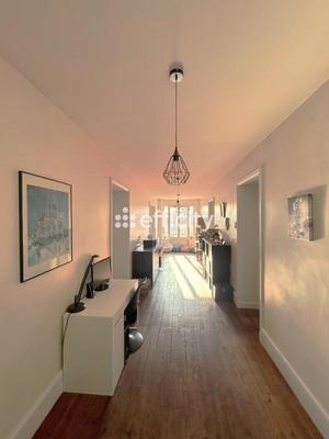 Appartement - 165 m² - 8 pièces