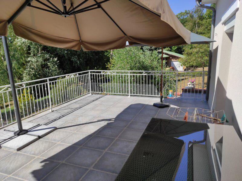 Maison - 232 m² - 8 pièces