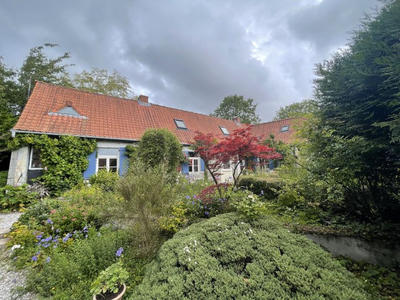 Maison - 190 m² - 8 pièces