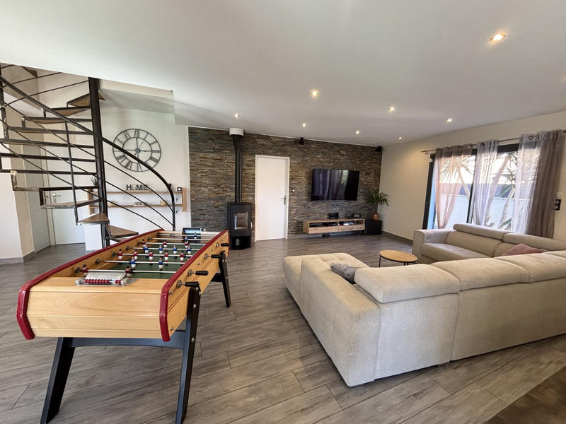 Maison - 147 m² - 6 pièces