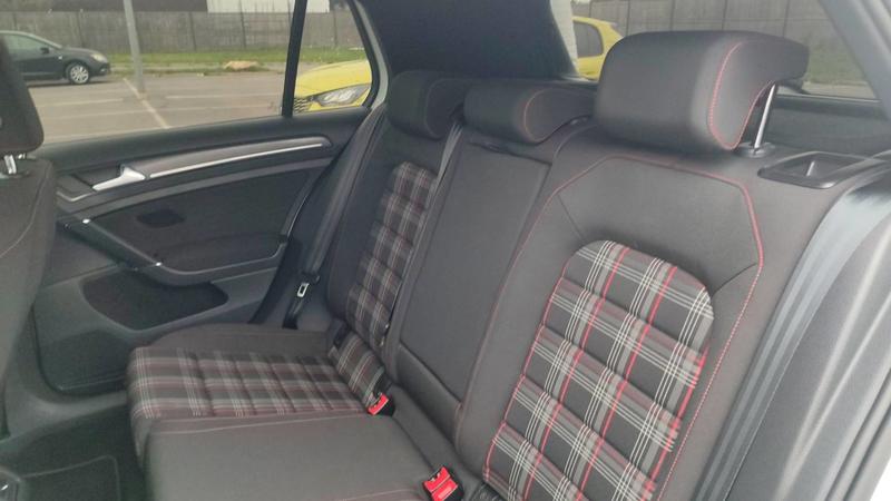 Volkswagen Golf 2 Tfsi 245 Dsg7 Gti Performance