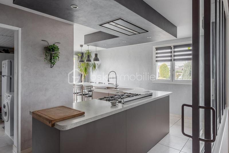 Maison - 146 m² - 5 pièces