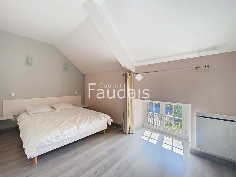 Maison - 151 m² - 6 pièces