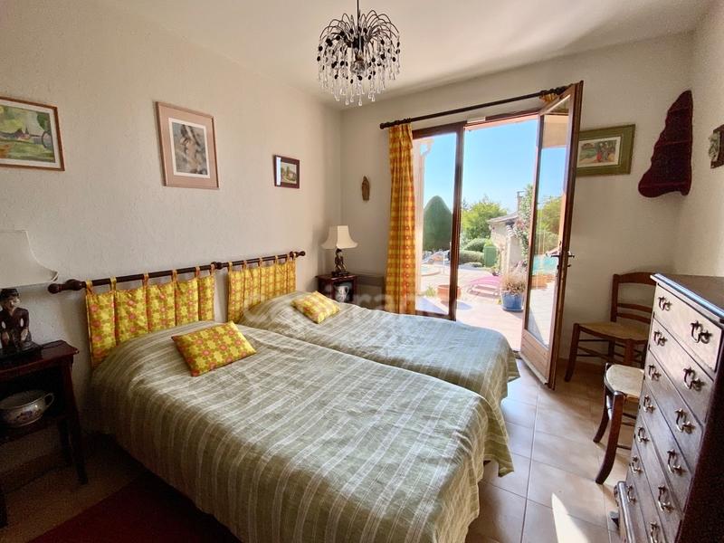 Maison - 140 m² - 7 pièces