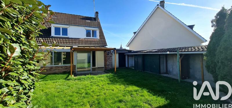 Maison - 98 m² - 5 pièces