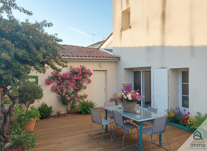 Maison de ville - 260 m² - 10 pièces