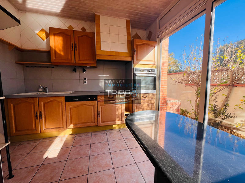 Maison - 93 m² - 4 pièces