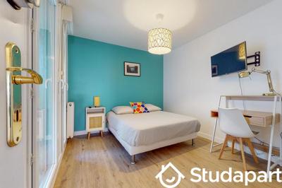 Chambre - 12 m² - 1 pièce