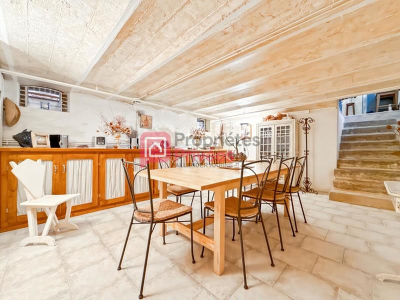 Maison - 160 m² - 5 pièces