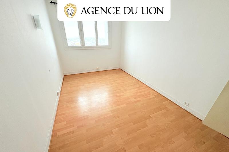 Appartement - 85 m² - 5 pièces