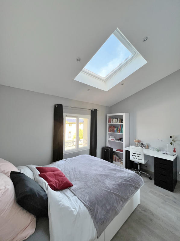 Villa - 192 m² - 8 pièces