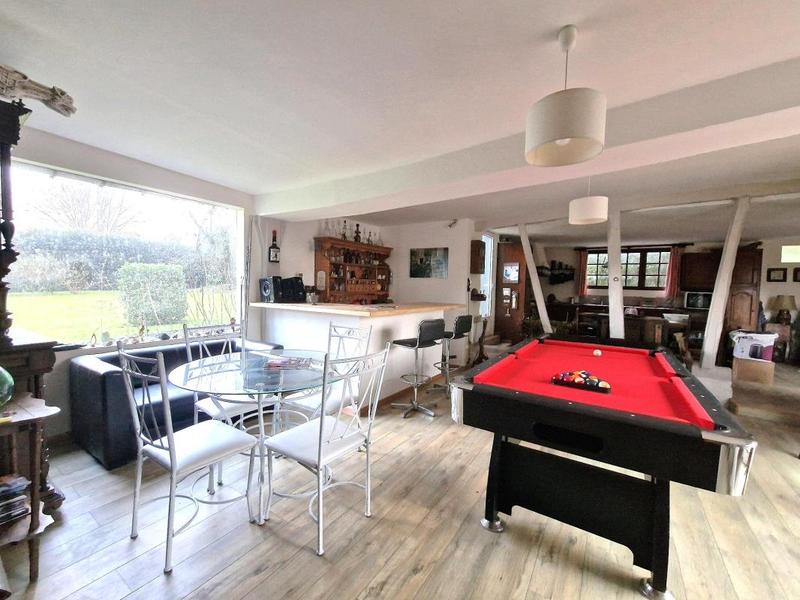 Maison ancienne - 297 m² - 8 pièces