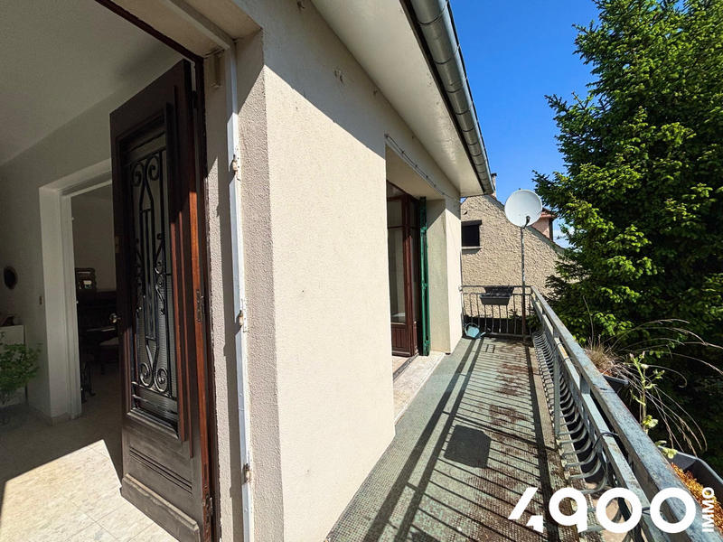 Maison - 96 m² - 4 pièces