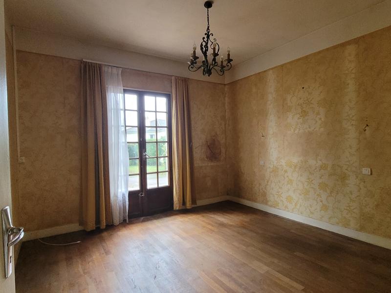 Maison - 99 m² - 5 pièces