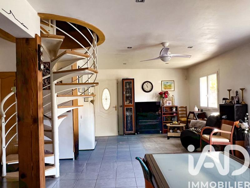 Maison - 118 m² - 7 pièces