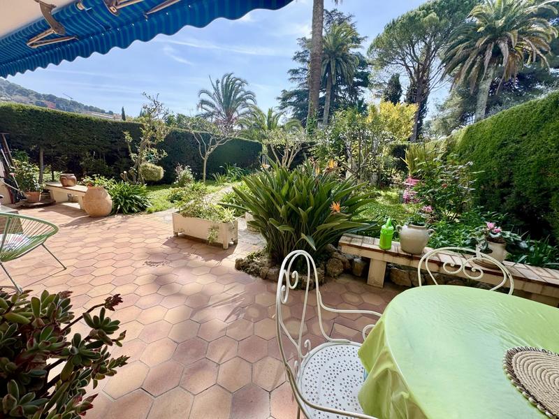 Appartement - 100 m² - 3 pièces