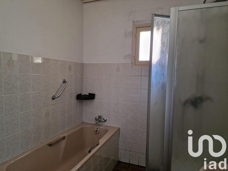 Maison - 220 m² - 8 pièces