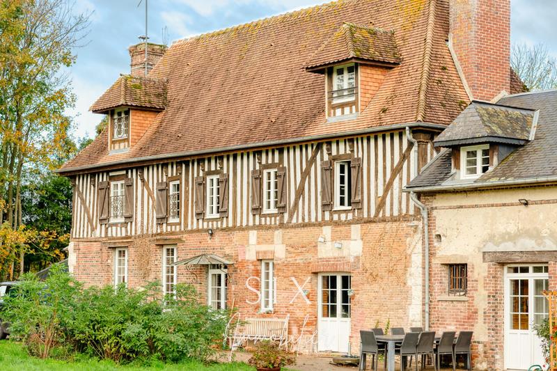 Maison - 180 m² - 5 pièces