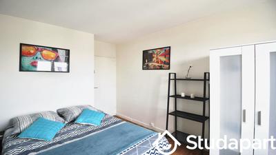 Chambre - 11 m² - 1 pièce