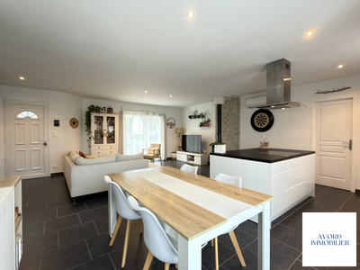 Maison - 107 m² - 5 pièces