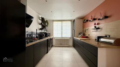 Maison - 159 m² - 6 pièces