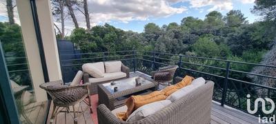 Maison - 200 m² - 5 pièces