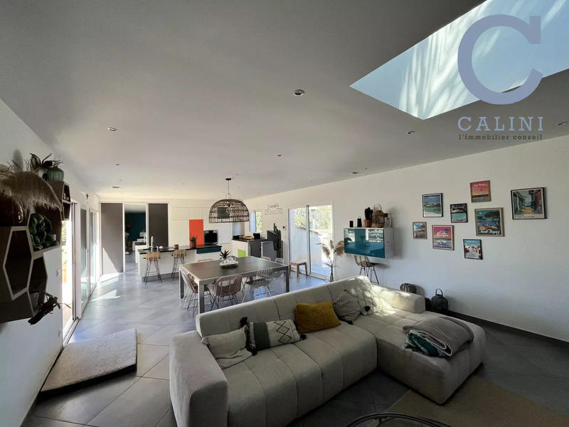 Villa - 170 m² - 5 pièces