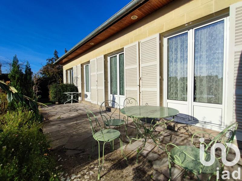 Maison - 242 m² - 8 pièces