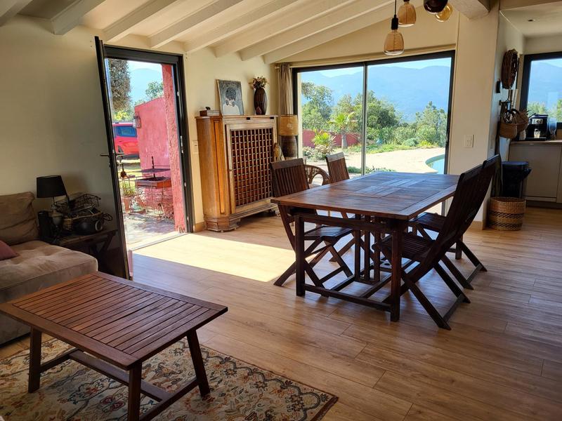 Maison - 120 m² - 6 pièces