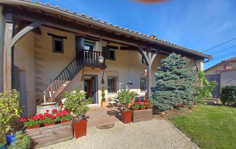 Maison - 180 m² - 8 pièces