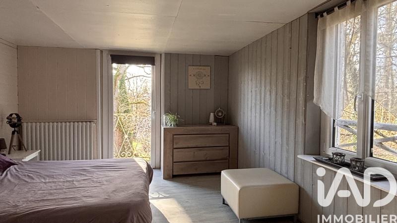 Maison - 233 m² - 10 pièces