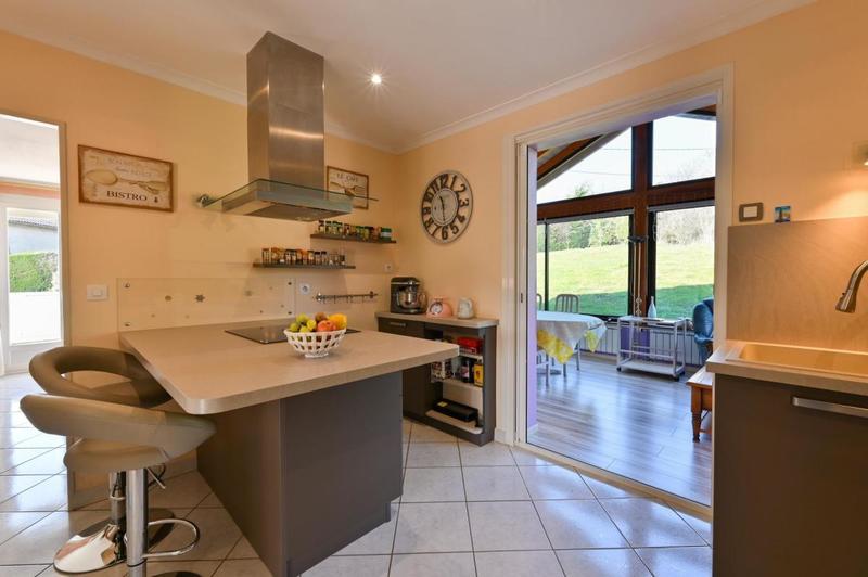 Maison traditionnelle - 158 m² - 7 pièces