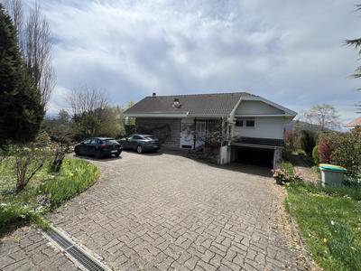 Maison - 268 m² - 6 pièces