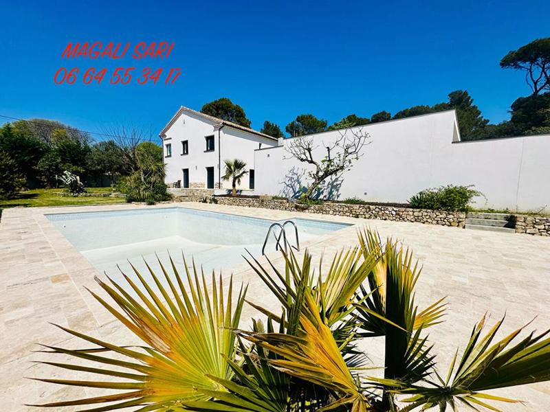 Maison - 173 m² - 7 pièces