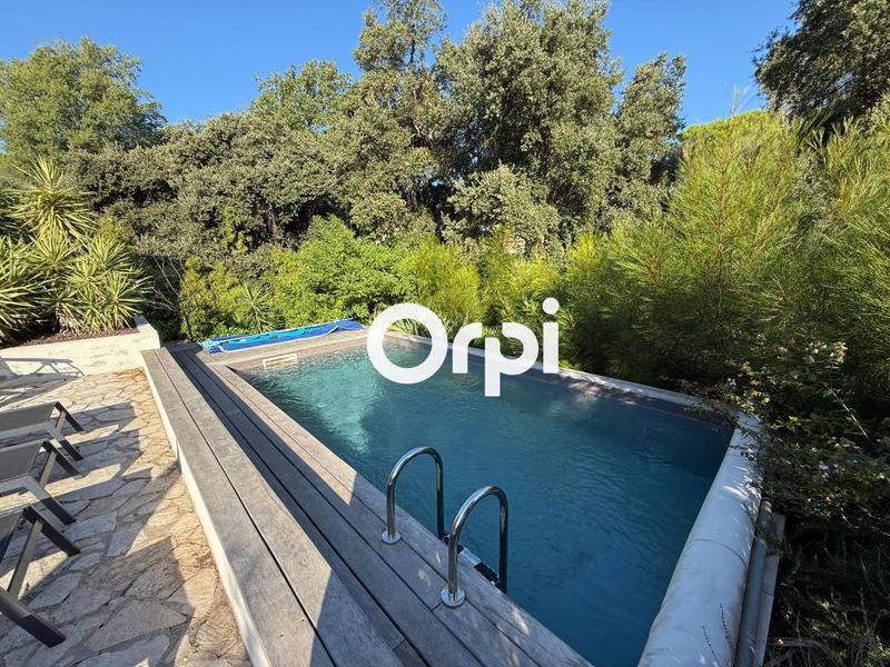 Villa - 175 m² - 6 pièces