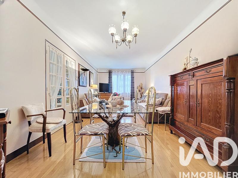 Maison - 164 m² - 9 pièces