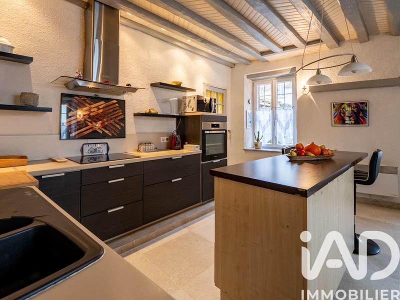 Maison - 122 m² - 4 pièces