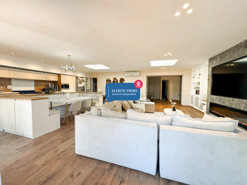 Maison - 158 m² - 6 pièces