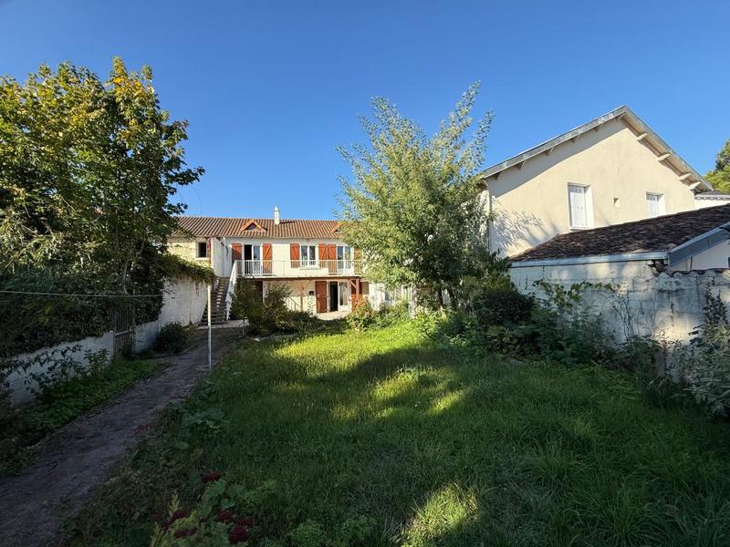 Maison - 141 m² - 5 pièces