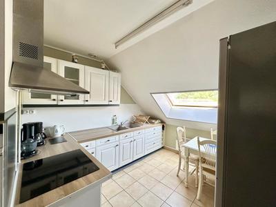 Maison - 200 m² - 8 pièces