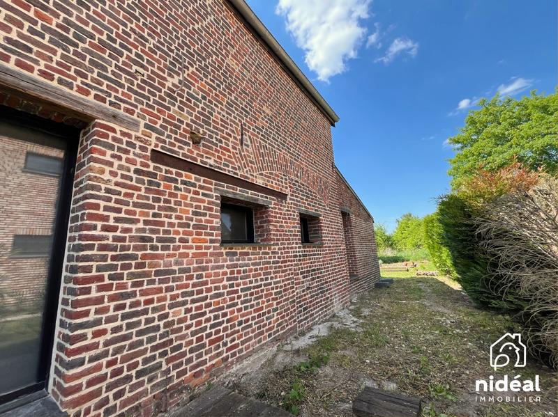 Maison - 395 m² - 8 pièces