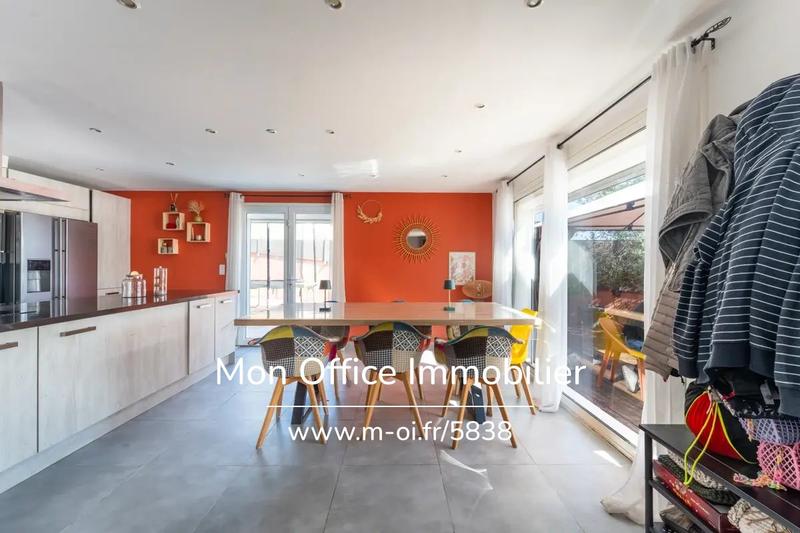 Maison - 110 m² - 4 pièces