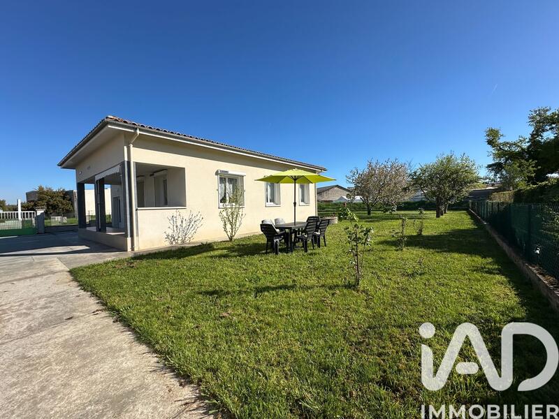 Maison - 97 m² - 4 pièces