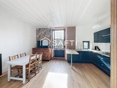 Maison - 250 m² - 12 pièces