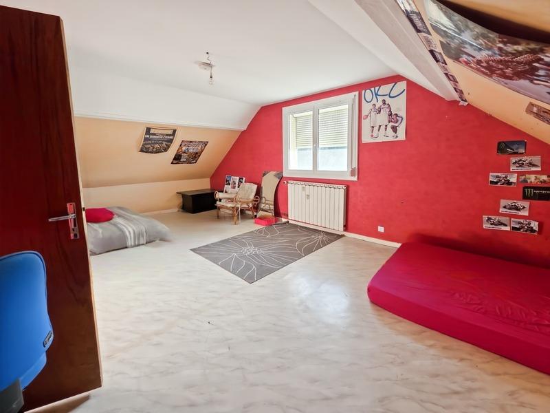 Maison - 198 m² - 8 pièces