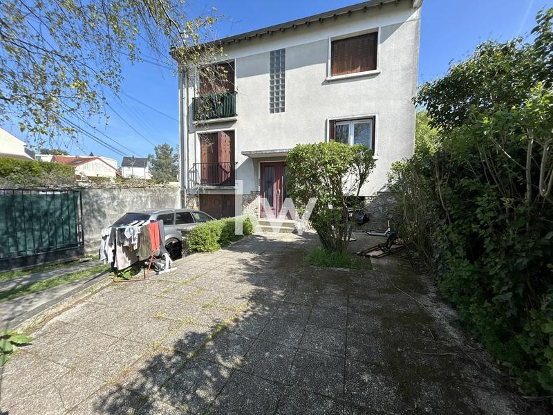 Immeuble - 87 m² - 2 pièces