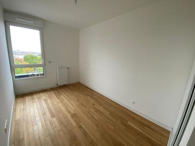 Appartement - 81 m² - 4 pièces