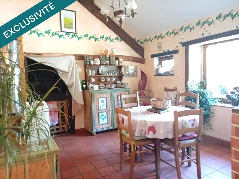 Maison - 248 m² - 9 pièces