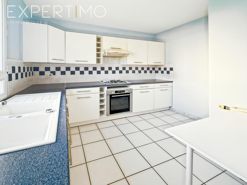 Maison - 88 m² - 5 pièces